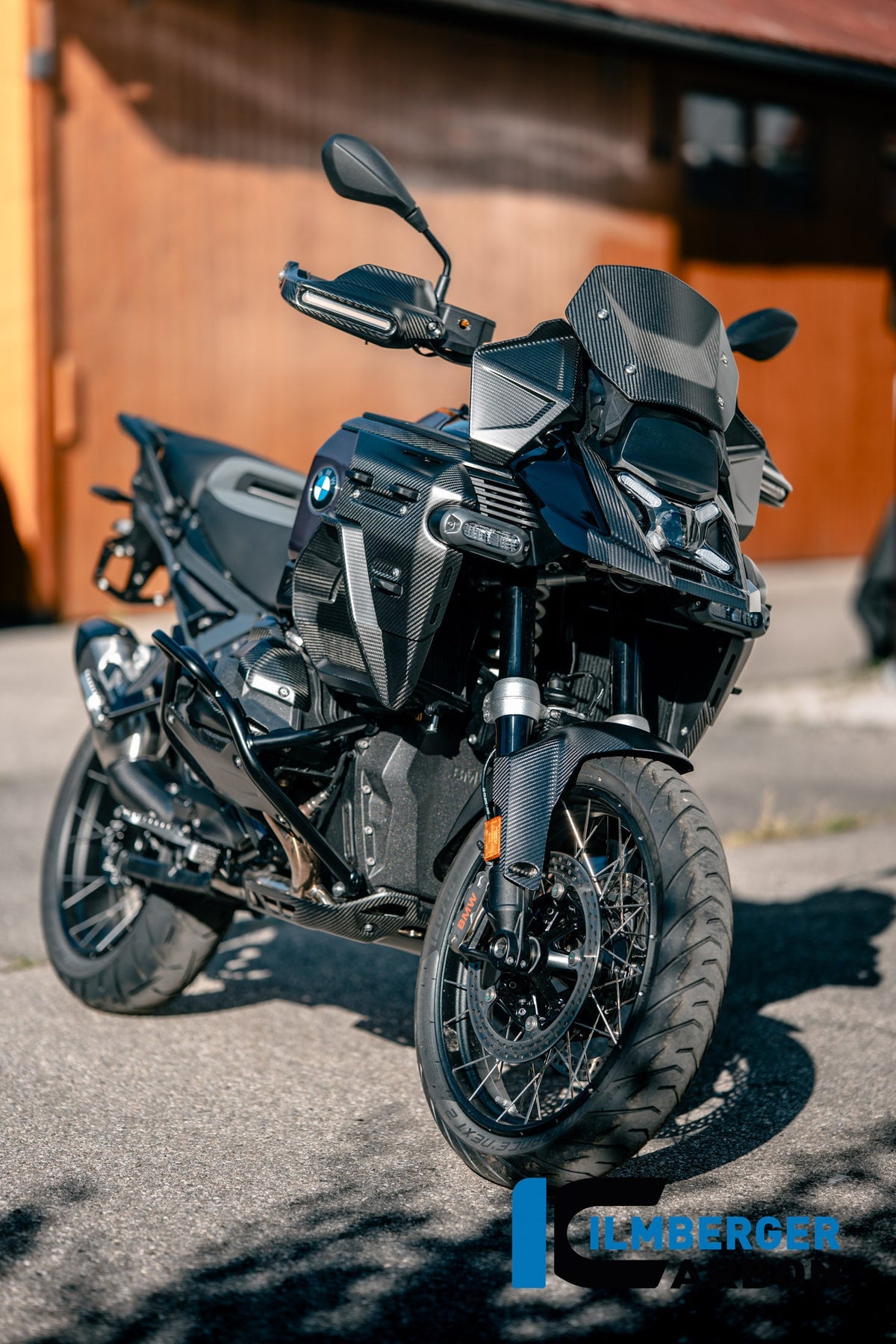 Windgeleider (deflector) rechts mat carbon BMW R1300GS Adventure Option 719 Karakorum (2024+)
