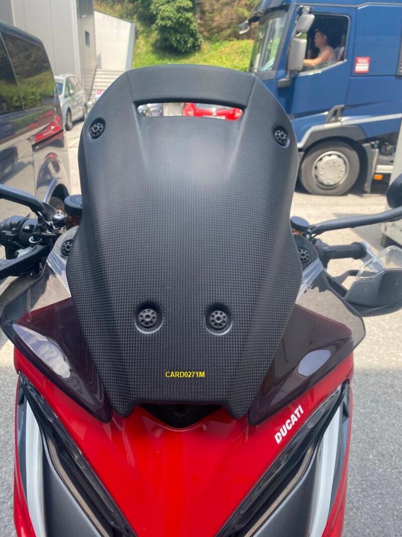 En pare-brise en carbone LightEch (MAT) Ducati Multistrada V4 S (2021+)
