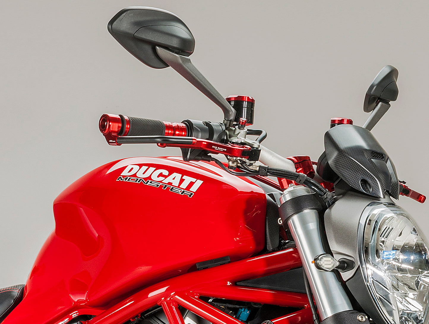 Ensemble de poings CNC Racing Suzuki GSX-S750 (2015-2016)