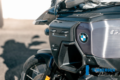 Luchtinlaat paneel cover links mat carbon BMW R1300GS Adventure (2024+)