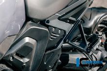 Frame driehoek-cover links voorste deel mat carbon BMW R1300GS Adventure Option 719 Karakorum (2024+)