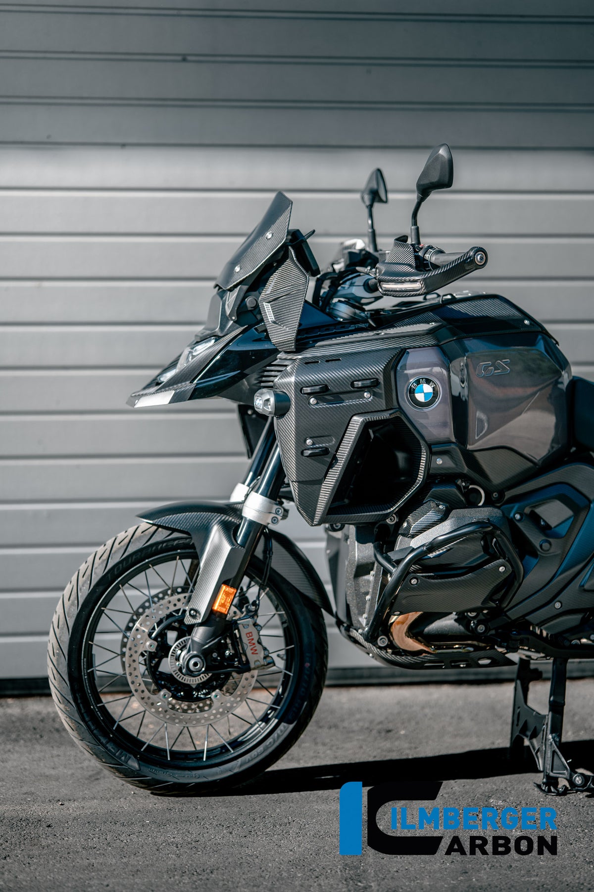 Cache de panneau d’admission d’air gauche en carbone mat BMW R1300GS Adventure Option 719 Karakorum (2024+)