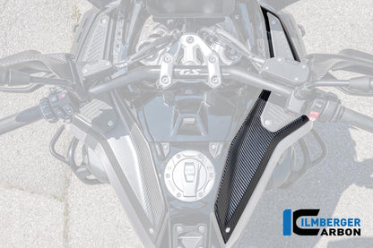 Zijkuip onder de tank rechts (bovenpaneel) mat carbon BMW R1300GS Adventure Trophy (2024+)