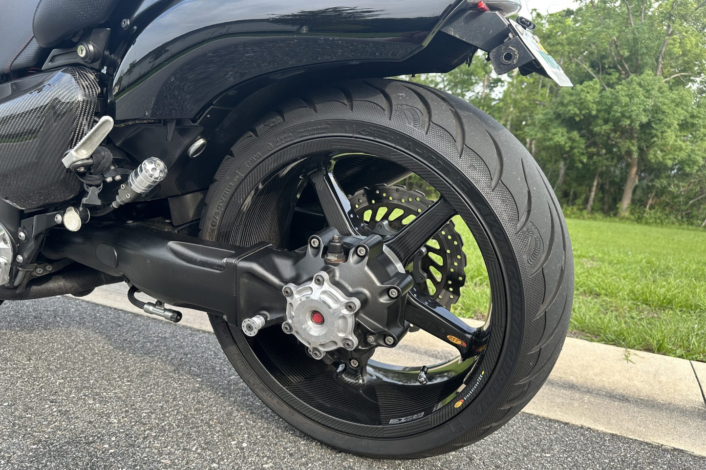 BST Carbon Achtervelg Black Star 8,0 x 18" Yamaha V-Max 2009-2021