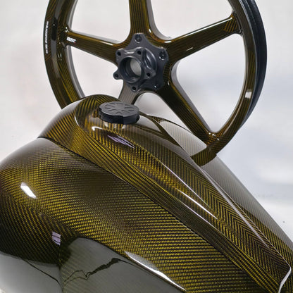 BST Star TEK voorvelg carbon 3,5 x 17" RSV4 2015-2018