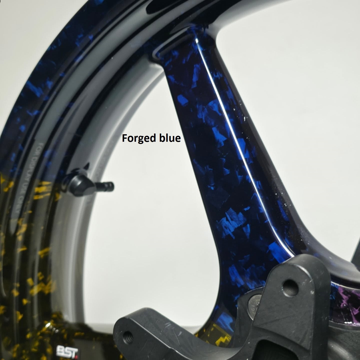 BST Star TEK voorvelg carbon 3,5 x 17" RSV4 RF 2015-2020