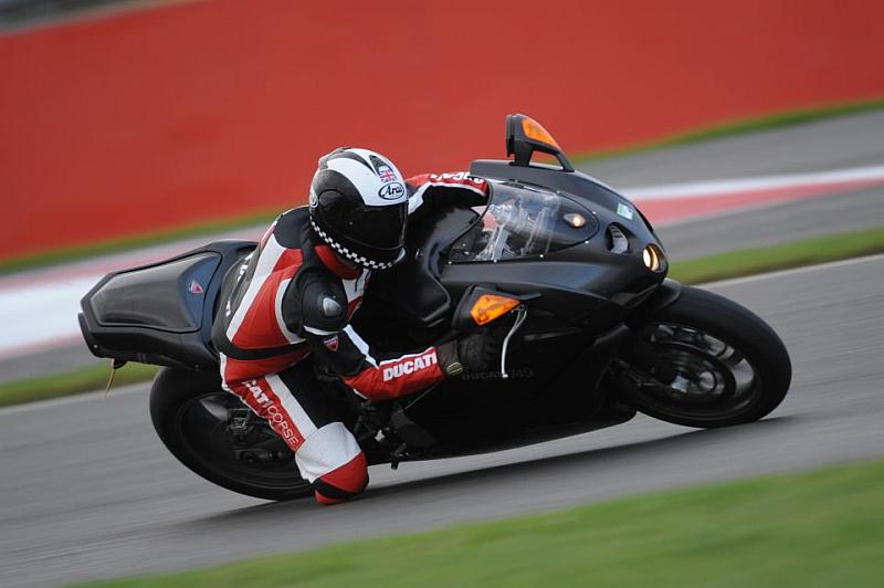 G&G OVAL EHMING DOMPERSET DUCATI 749 - 999