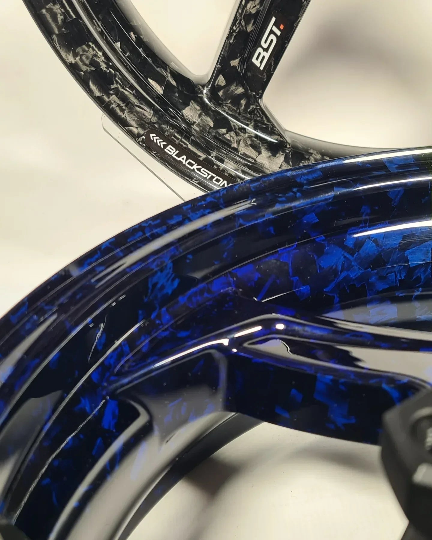 BST Twin TEK 6x17'' carbon achtervelg voor Harley Davidson VRXSE V-Rod Screamin Eagle (2006-2007)