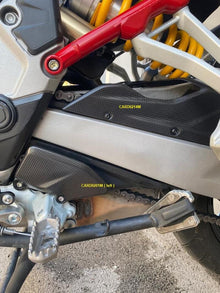 Lightch Carbon Voarste Ketting Cover (MAT) Ducati Multistrada V4 S (2021+)