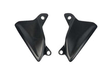 Panneaux de carbone LightEch sous le pare-brise (2 pcs.) (MAT) Ducati Multistrada V4 (2021+)