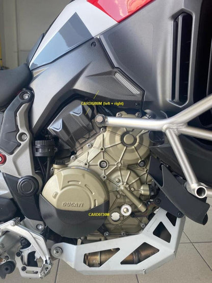 Panneaux de carbone LightEch sous le réservoir (2 pcs.) (Mat) Ducati Multistrada V4 (2021+)