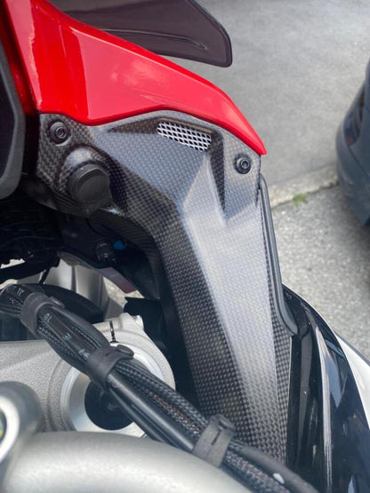 Panneaux Lightch Carbon Binnenkuip (2 pcs.) (MAT) Ducati Multistrada V4 (2021+)