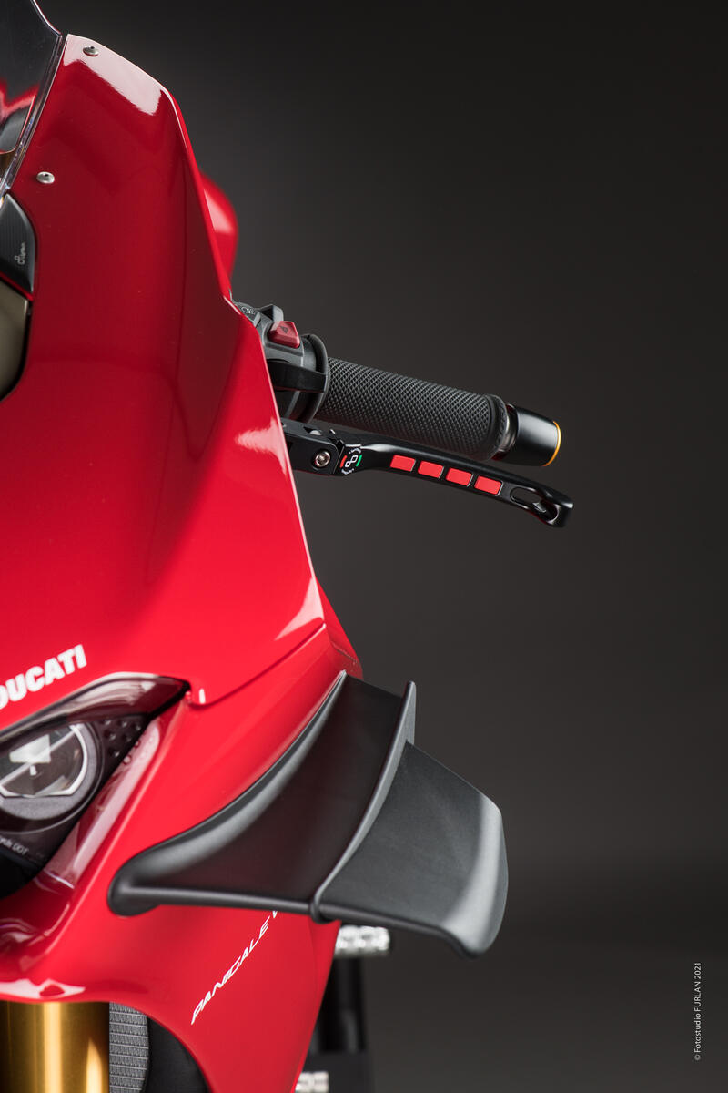 Lightch Carbon Winglets (2 pcs.) (Glossy) Ducati Panigale V4 (2018-2024)