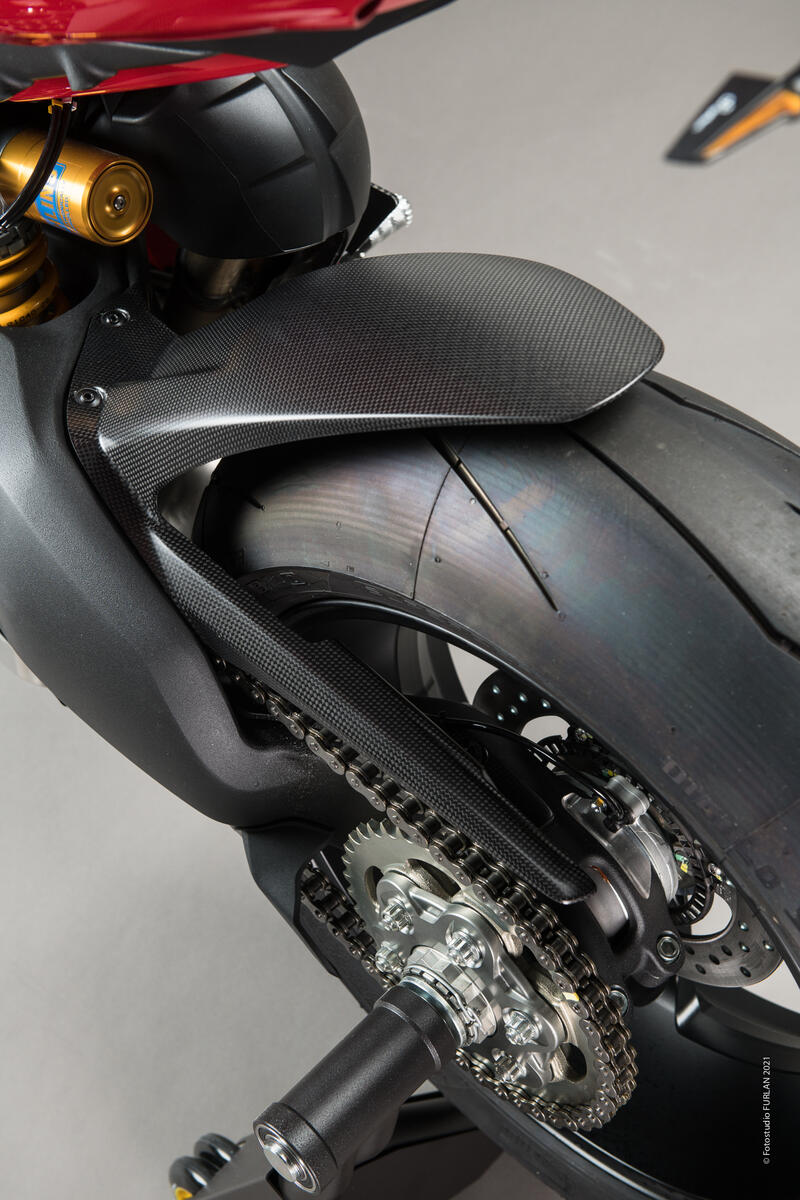 Fender arrière en carbone LightEch (brillant) Ducati Panigale V4 S (2018-2024)