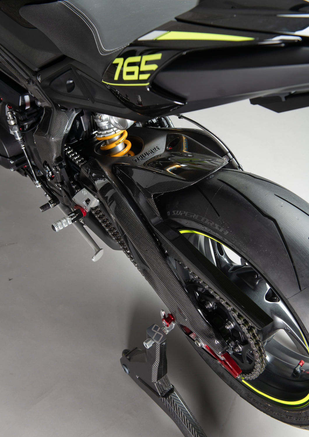 Achterspatbord met kettingbeschermer glanzend carbon Triumph Street Triple 765 R (2017-2019)