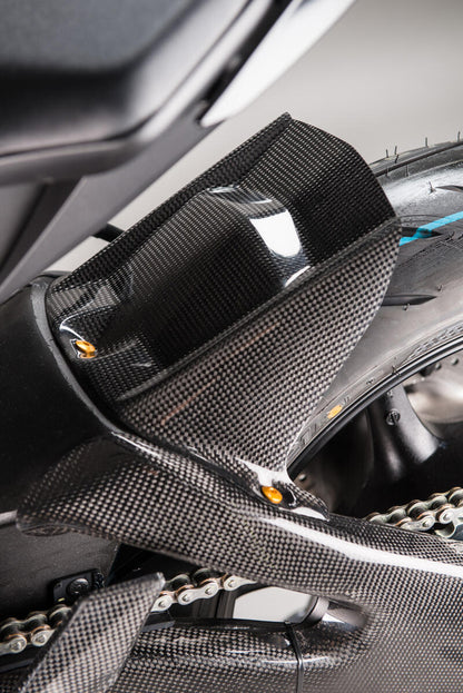 Fender arrière en carbone LightEch (brillant) Yamaha R6 (2006+)