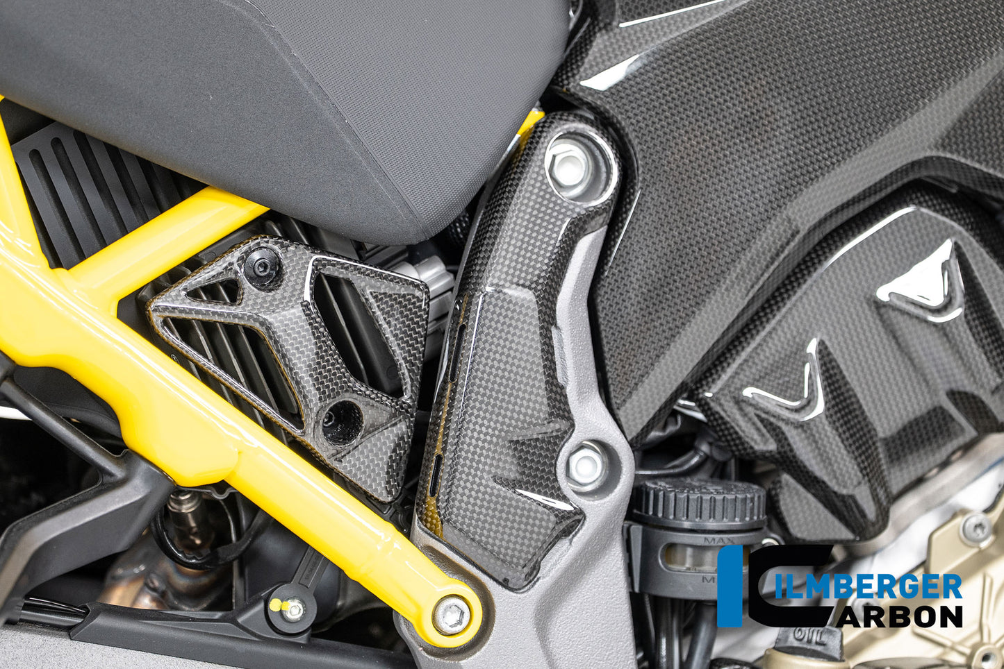 Bovenste framecover rechts glanzend carbon Ducati Multistrada V4 (2025+)