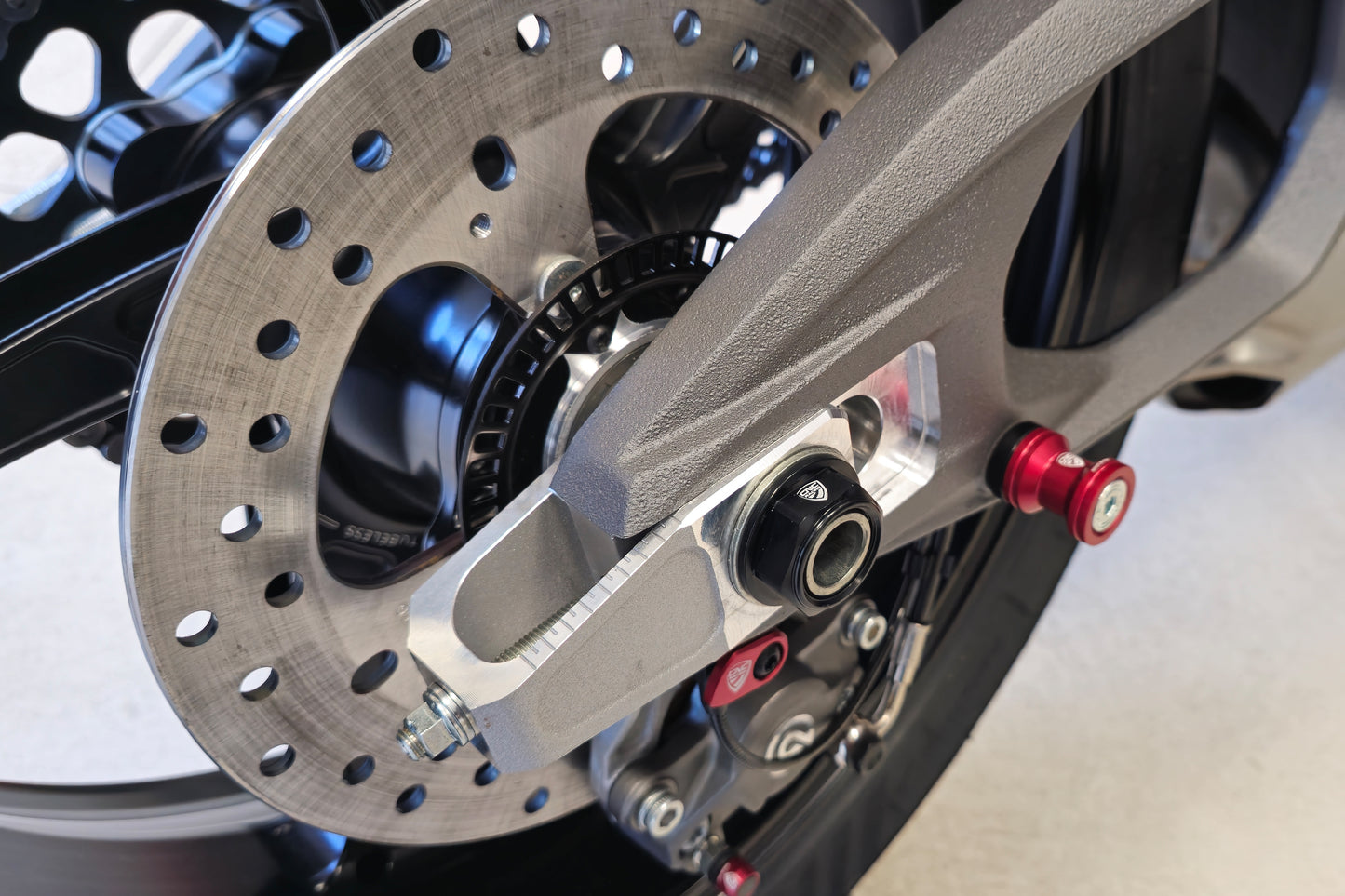 Essieu arrière M25x1.25 Ducati Panigale V4S (2025+)