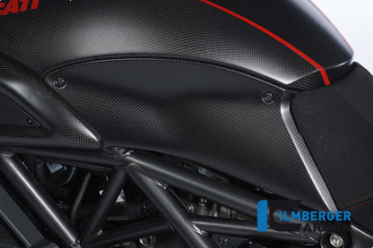 Couverture du réservoir latéral gauche du carbone Ducati Diavel Ducati Diave (2014-2018)