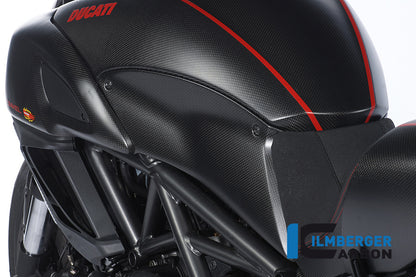 Couverture du réservoir latéral gauche du carbone Ducati Diavel Ducati Diave (2014-2018)