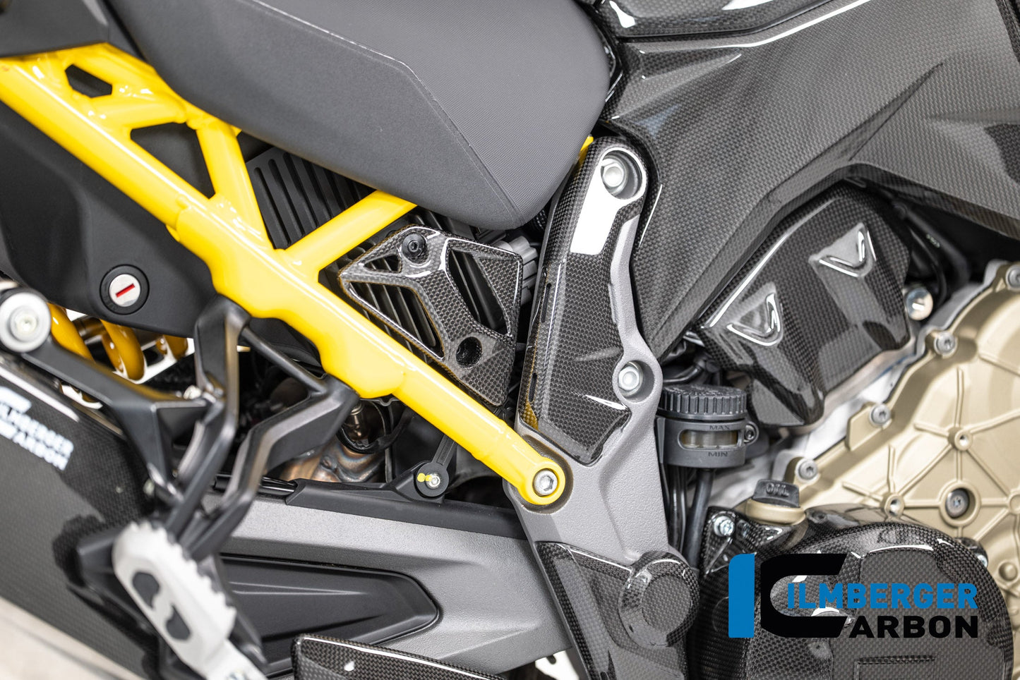 Bovenste framecover rechts glanzend carbon Ducati Multistrada V4 (2021-2024)