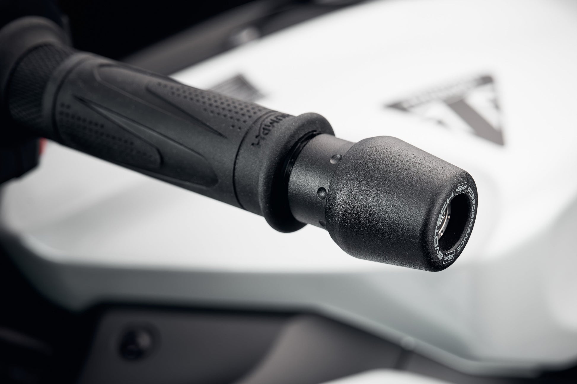 Evotech Remhendel Beschermer Set (Road) - Triumph Trident (2025+)