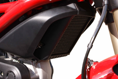 Discontinued - Evotech Ducati Monster 1100 S Oliekoeler Beschermer 2009 - 2015