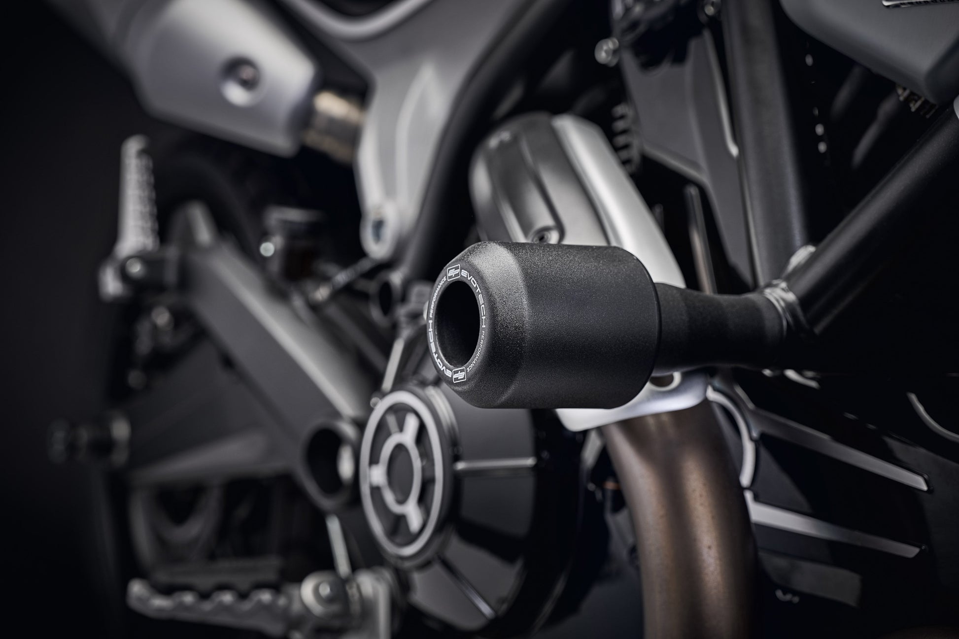 Evotech Ducati Scrambler 1100 Urban Motard Valblokken set (2022)