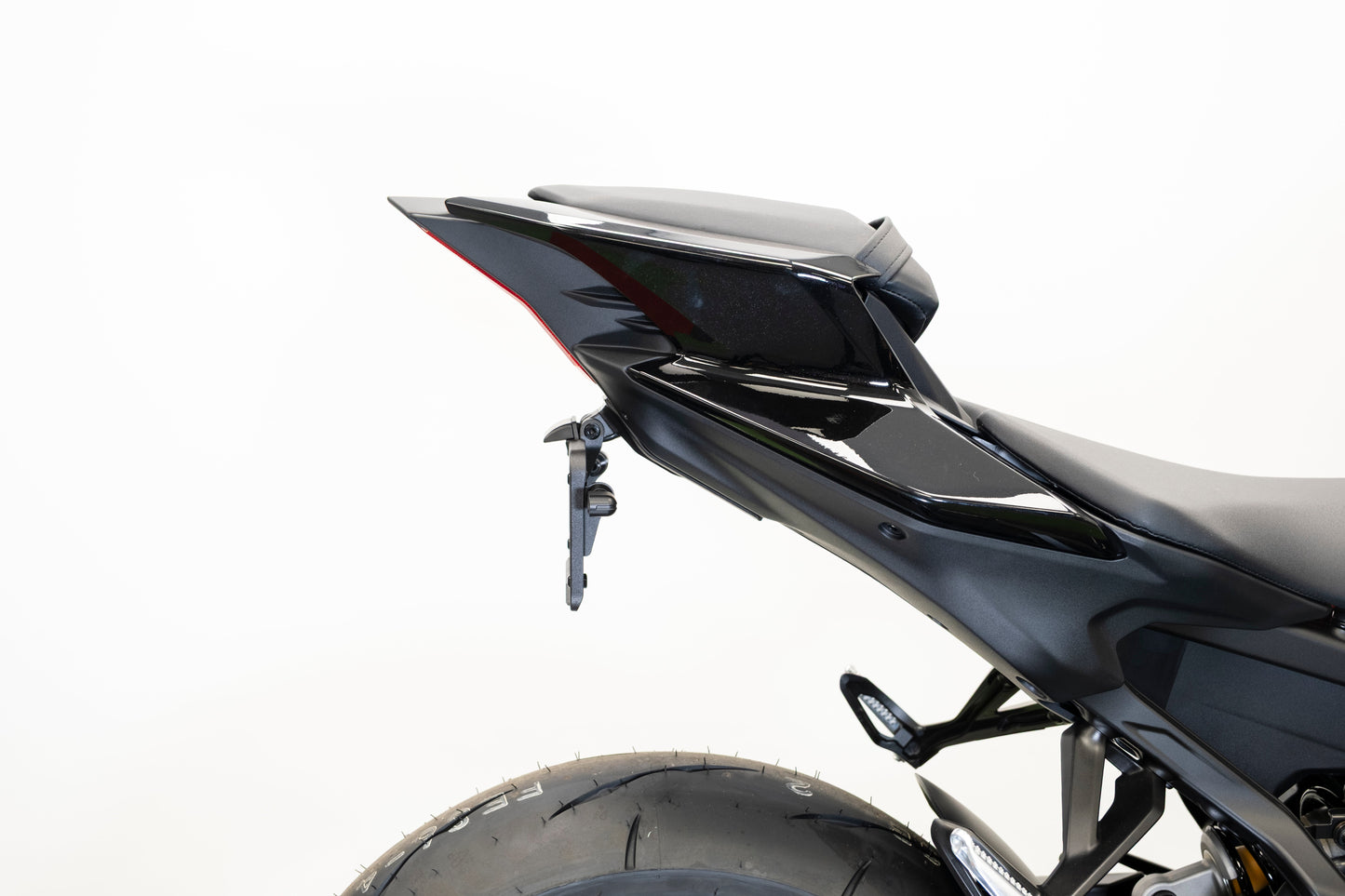 Verstelbare kentekenplaathouder incl. knipperlichten Evotech - Yamaha YZF-R9 (2025+)