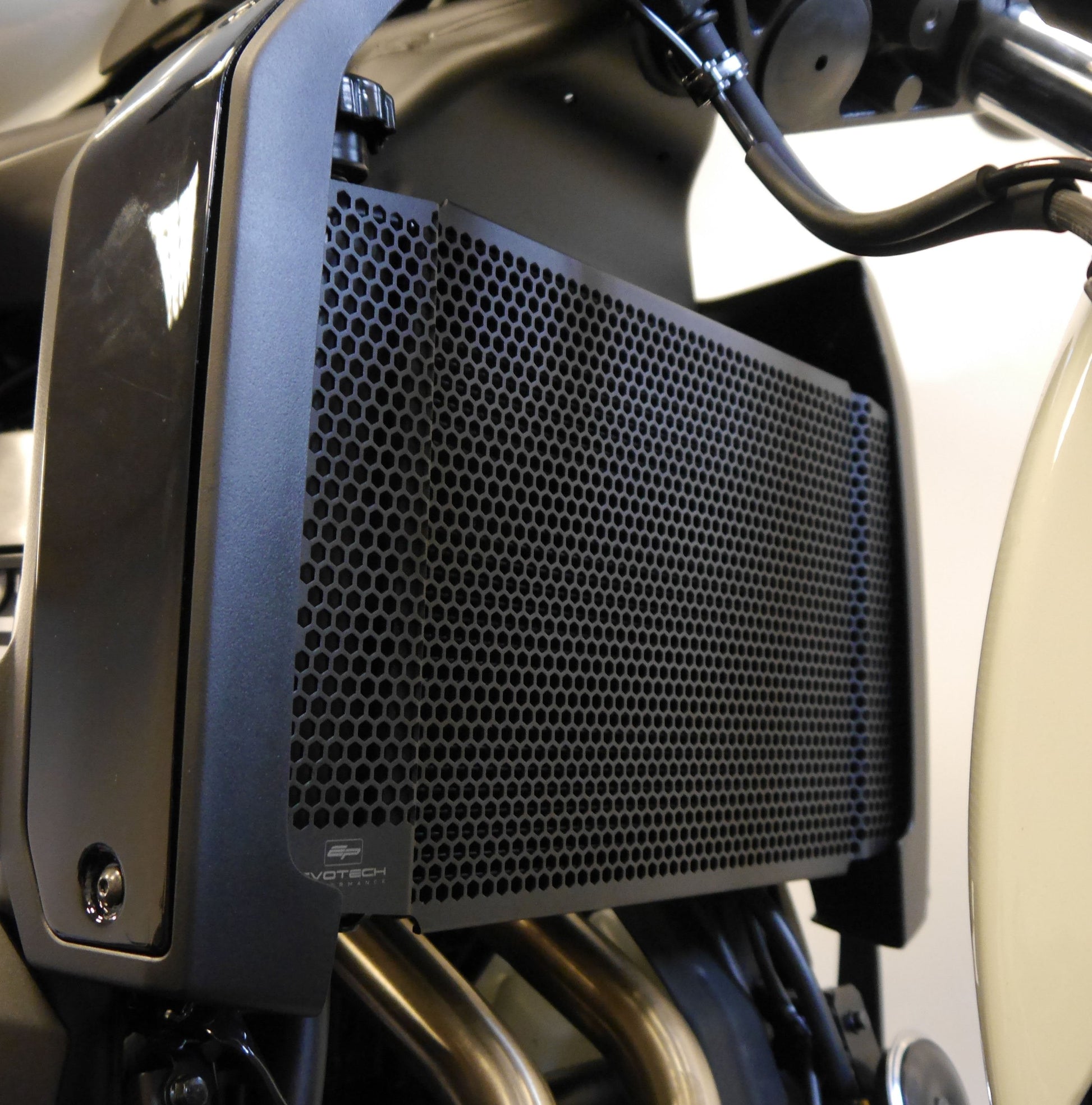 Evotech Kawasaki Vulcan S Radiatorcover (2015+)