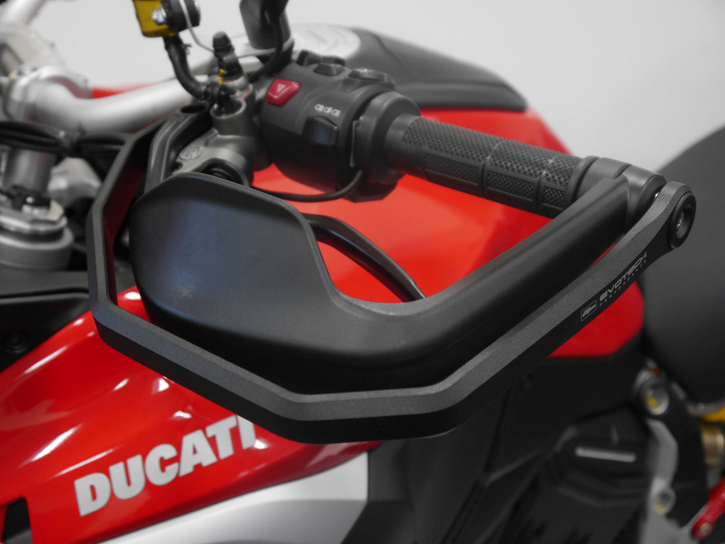 Evotech Handkap Beschermer Beugels - Ducati Multistrada V4 (2025+)