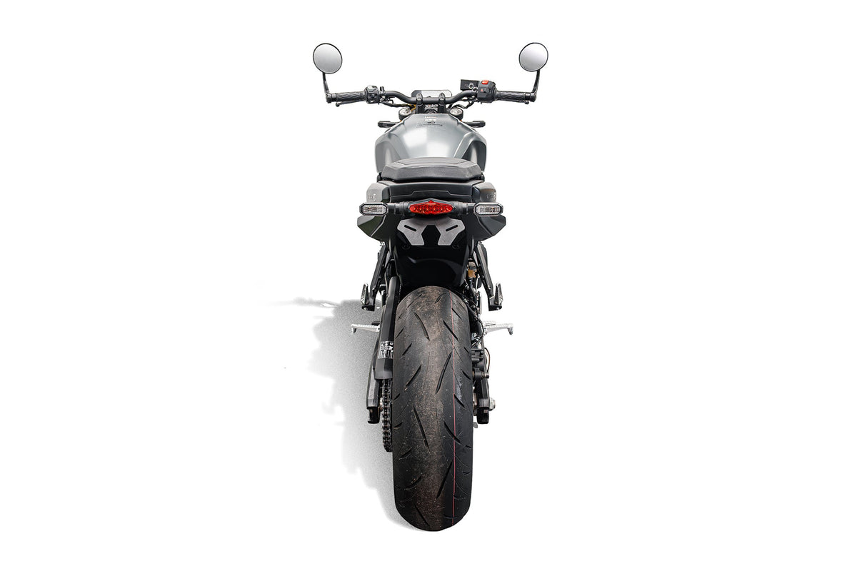 Kentekenplaathouder (Rood Achterlicht) Evotech - Suzuki GSX8-T (2025+)