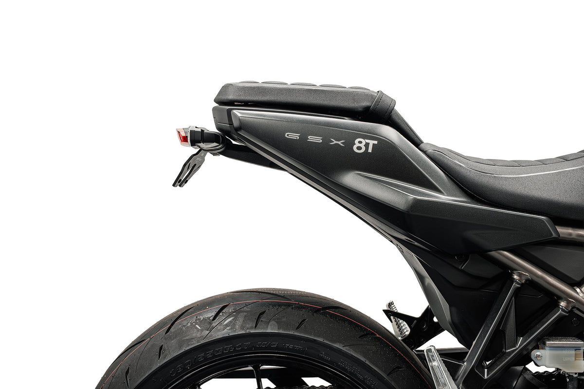 Kentekenplaathouder (Rood Achterlicht) Evotech - Suzuki GSX8-T (2025+)