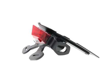 Evotech Suzuki Gladius 650 Kentekenplaathouder 2009 - 2016 (Red Rear Light)