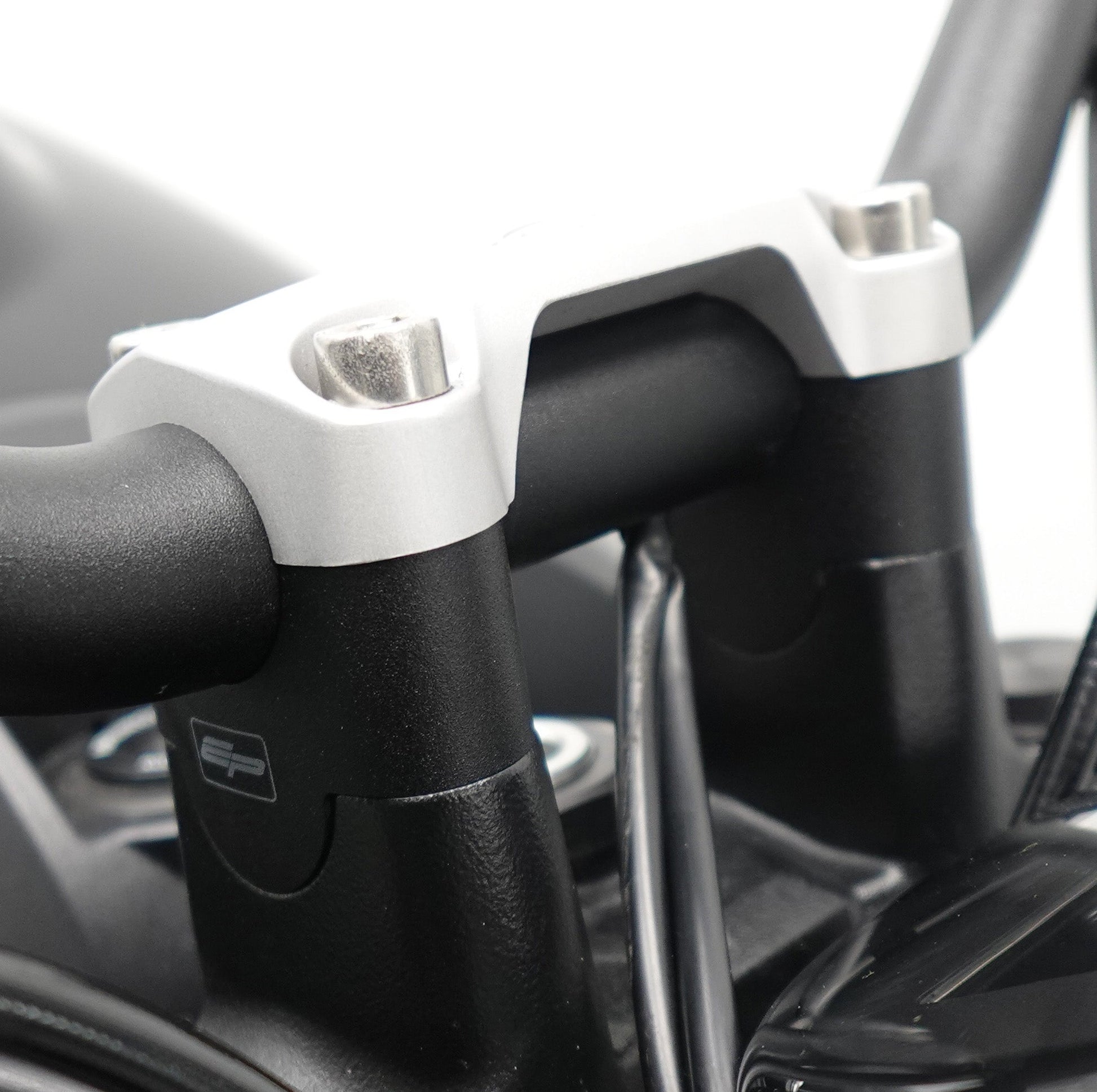 Stuurverhogers Evotech - Triumph Trident (2025+)
