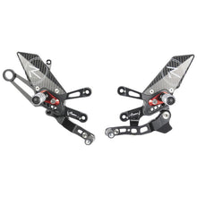 Interrupteur de frein réglable Set R (édition spéciale) avec repose-pieds pliants et motif de commutateur vice versa (décalage GP) Aprilia Tuono V4 1100 Factory 2021+
