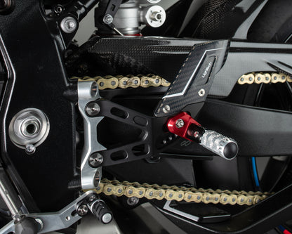 Ensemble de liaisons de frein réglable R (édition spéciale) avec des reproches pliants et des protecteurs de talons de carbone BMW S1000RR (2019-2024)