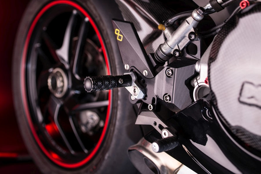 Ensemble d'interrupteurs de frein réglable avec repose-pieds fixes et modèle de décalage standard Ducati Panigale 1299 2015-2017