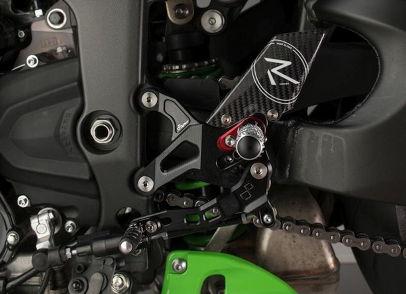 Interrupteur de frein réglable Set R (édition spéciale) avec repliage de bas de pied et modèle de commutateur standard Kawasaki ZX6R 2005+