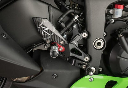Interrupteur de frein réglable Set R (édition spéciale) avec repliage de bas de pied et modèle de commutation standard Kawasaki ZX6R Performance 2019+