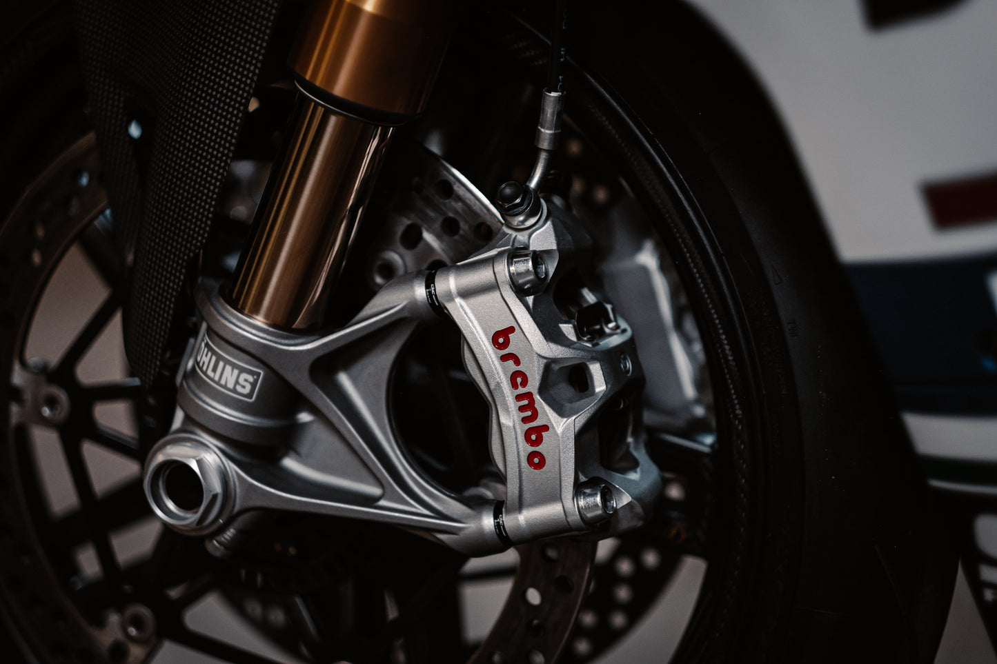 Remklauw Spacer Kit (4 st.) Ducati Panigale 1299 (2015-2017) zwart gemonteerd op Brembo remklauw