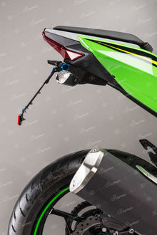Homologué LightCh Licding Plate-Licdat Plate - L'innovation rencontre l'élégance - Kawasaki Ninja 250 2018-2020