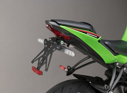 Homologué le titulaire de la plaque d'immatriculation LightECH - L'innovation rencontre l'élégance - Kawasaki ZX6R 2019-2024