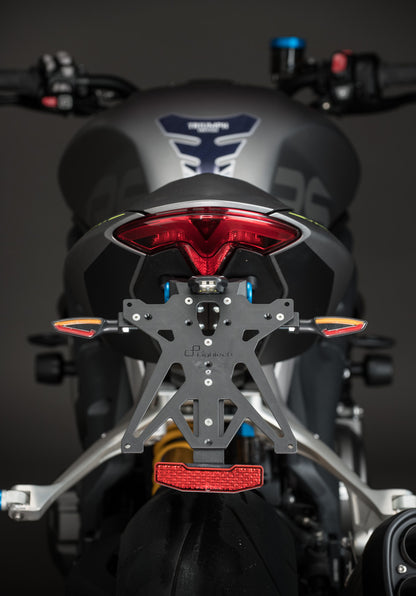 Poste de plaque d'immatriculation «Race» LightEch - L'innovation rencontre l'élégance - Ducati Streetfighter V2 2021-2024