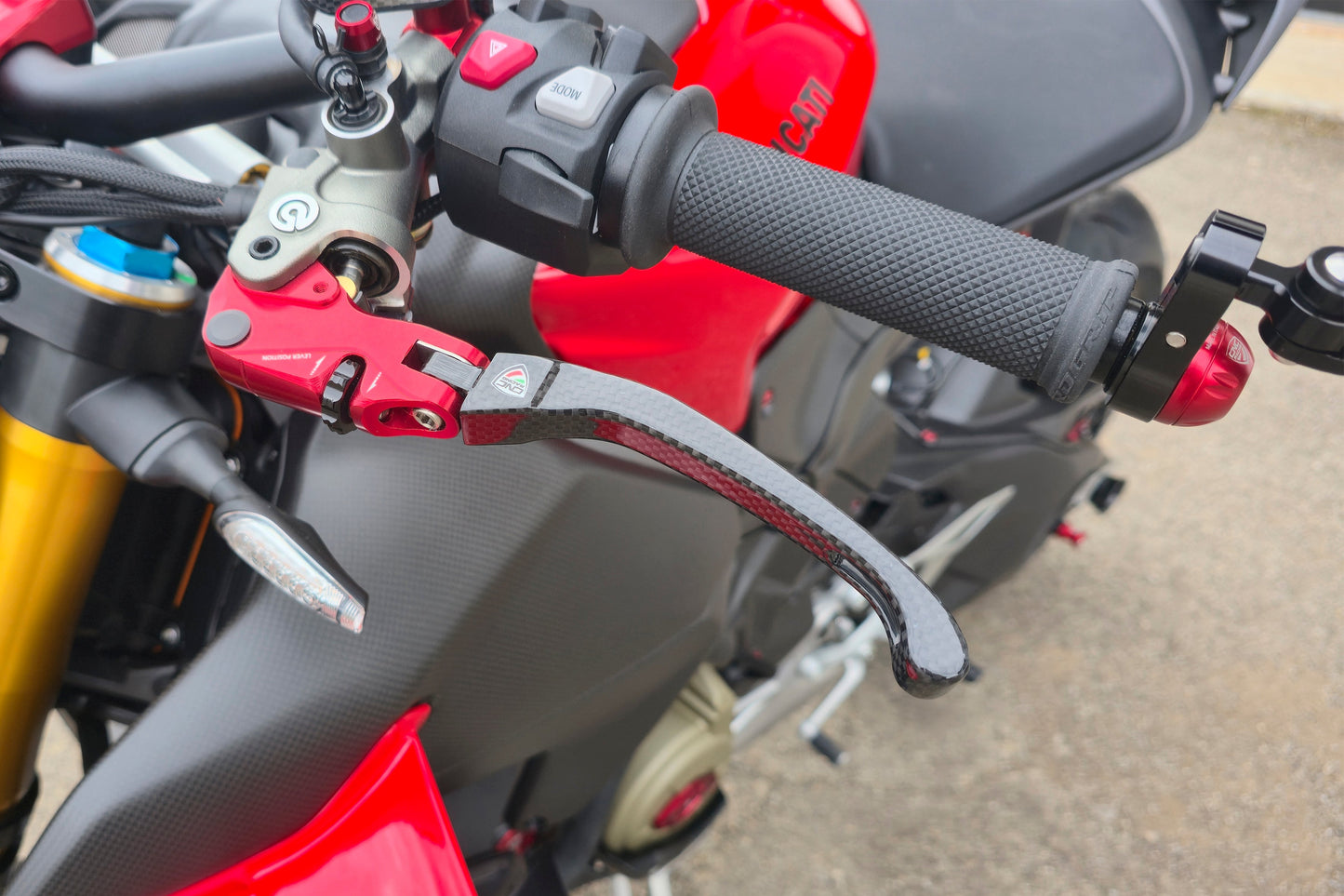 Carbon opklapbaar koppelingshendel - met rollende verstelknop Ducati Multistrada V2 S (2022+)