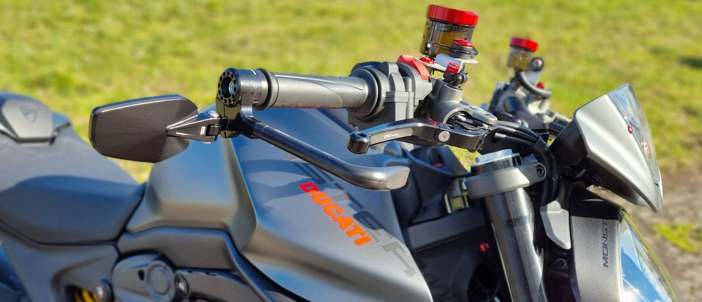 Voordeelpakket remhendel koppelingshendel beschermers met bar-end spiegels MV Agusta Turismo Veloce 800 (2014-2017) gemonteerd voorbeeld