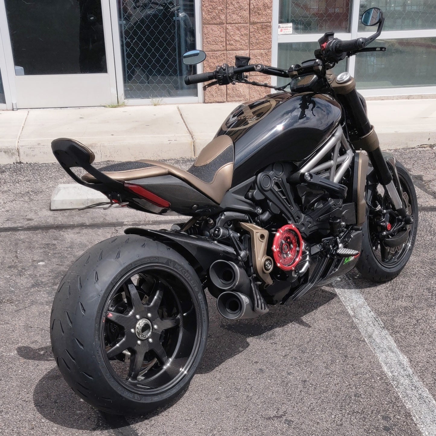 BST Carbon Achtervelg Mamba TEK 8,5 x 17" Ducati Diavel / Xdiavel