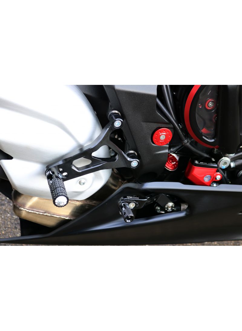 Adjustable rearset for MV Agusta Superveloce 800 and F3