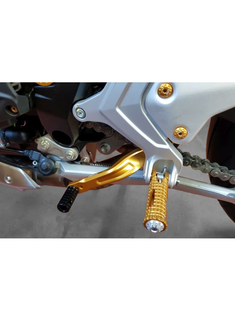 CNC Racing Gear / Brake Pedals MV Agusta Brutal MV Agusta Brutale 675 (2014-2015)