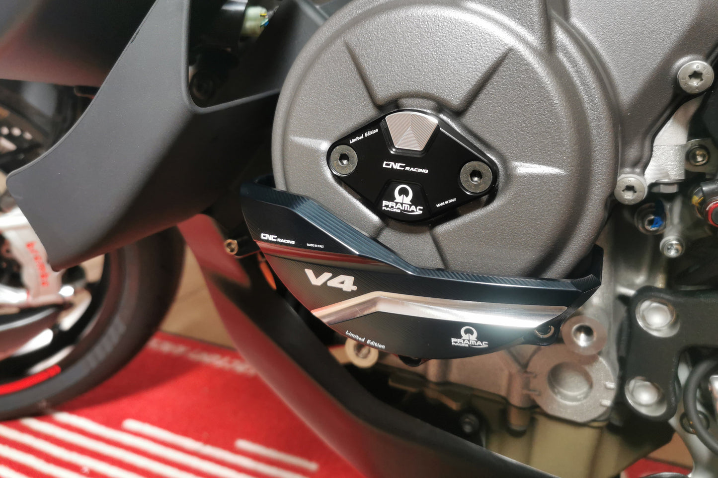 Couverture d'inspection du timing Ducati Panigale V4 - Pramac Racing Limited Edition Ducati Multistrada V4 Pikes Peak (2022+)